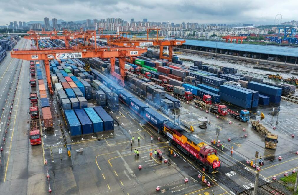 向新向优 链通全球——从外贸增长看中国供应链韧性与活力