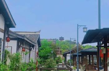 做热“诗歌+旅游” 打造诗意旅程