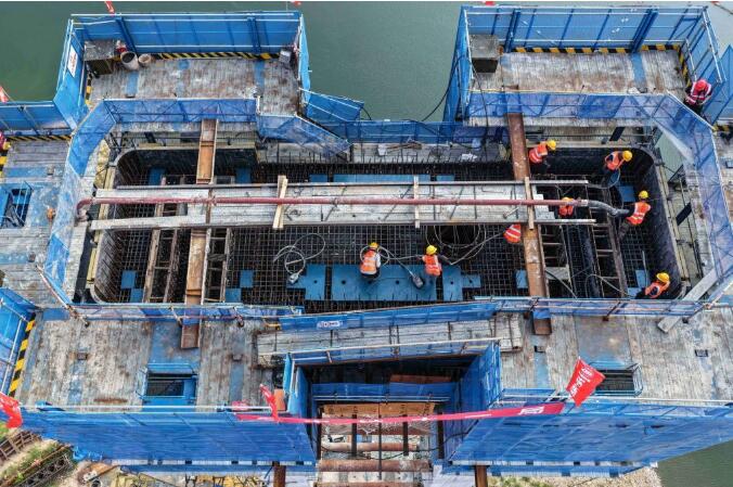 中国构建“黄金大外环”激活经济新走廊