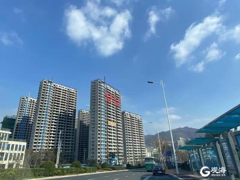 年末楼市有好戏！开发商促销使出“杀手锏”，青岛主城区回归“1字头”