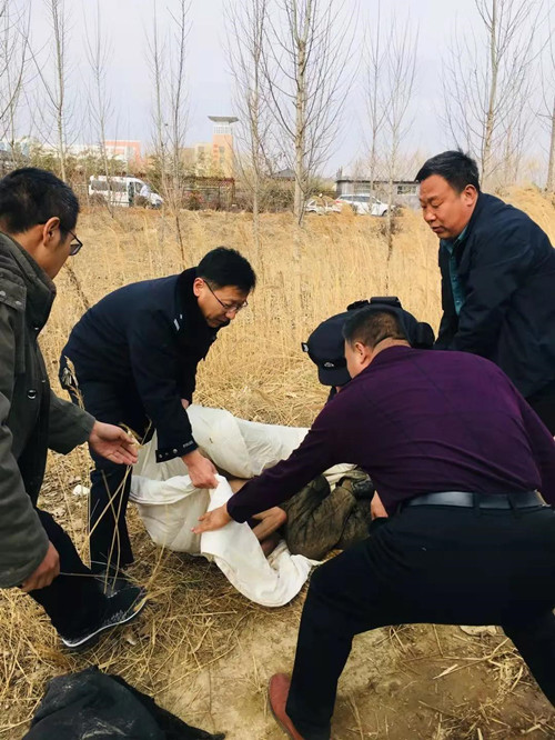 十万火急！老人落水，蒙山公安紧急救援