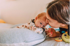 雅培亲护提醒你：错把过敏当感冒，小心宝宝越治越糟