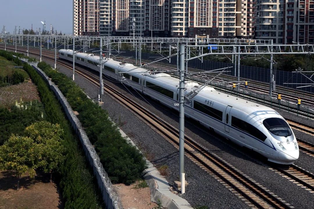 ​城际铁路联通四邻！十大重点项目官宣 出行将更便捷