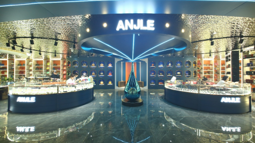 专访安洁利奢侈品鉴定师田哥：我卖二手奢侈品包，看到的生意、情感和人性