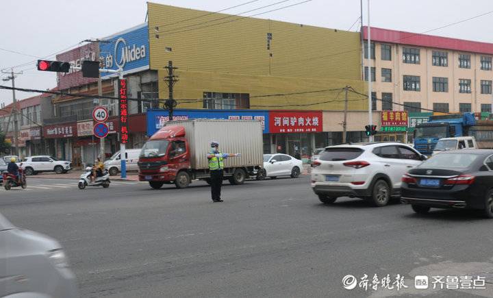 服务胶东国际机场，胶州新建交通信号灯42处电子警察39处