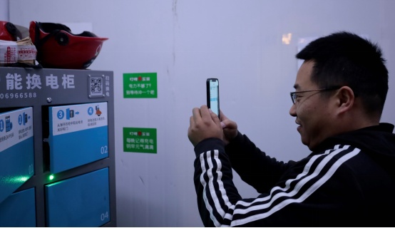 骑幻换电:奔波万里郑相龙,用行动诠释骑士精神