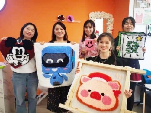 巾帼绽芳华 致敬了不起的你