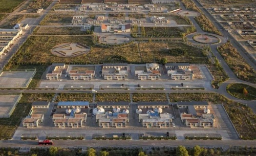 亿利集团凝聚创新合力，加快构建低碳高效的能源体系