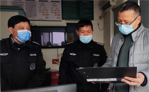  浙江省开化县烟草专卖局：既战又督 把监督挺在疫情防控一线 