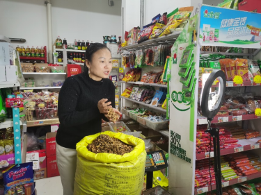  山东潍坊寿光市烟草专卖局：情暖帮扶路