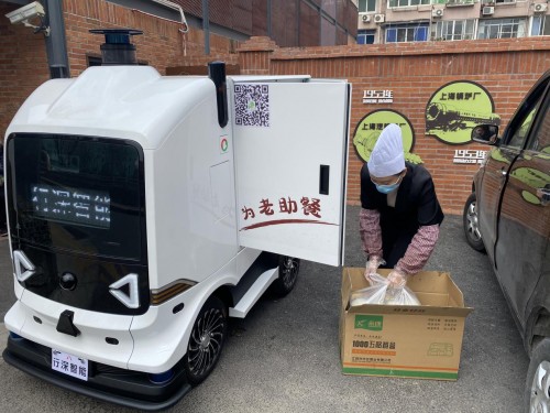  行深智能60台无人车，无接触配送助力上海多家方舱医院及社区疫情保供