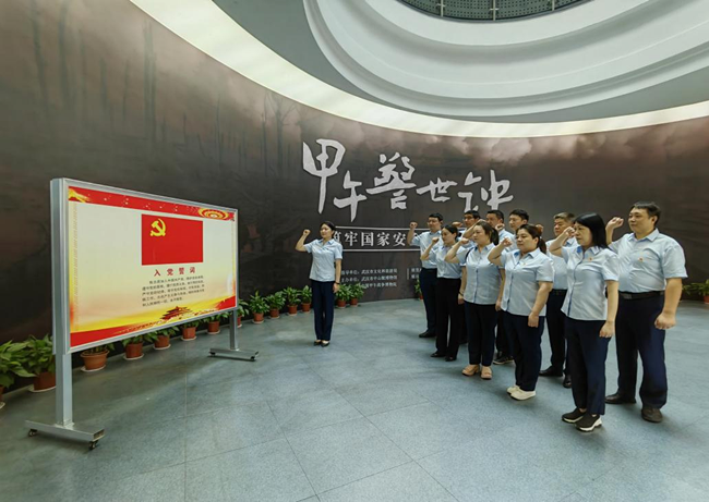 <span style='background-color: orange'>http</span>://img.danews.cc/upload/images/<span style='background-color: orange'>20</span>231031/1ac15ff280809f6dec22e0cc6c3f3d66.png