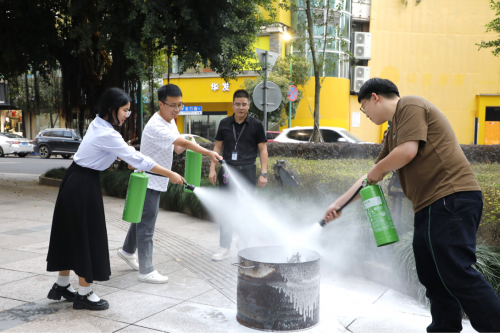 浙江黄岩：防患于未“燃” 筑牢消防安全“防火墙”