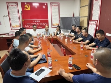 武昌区局中山管理所：五个强化筑牢市场“防护墙”