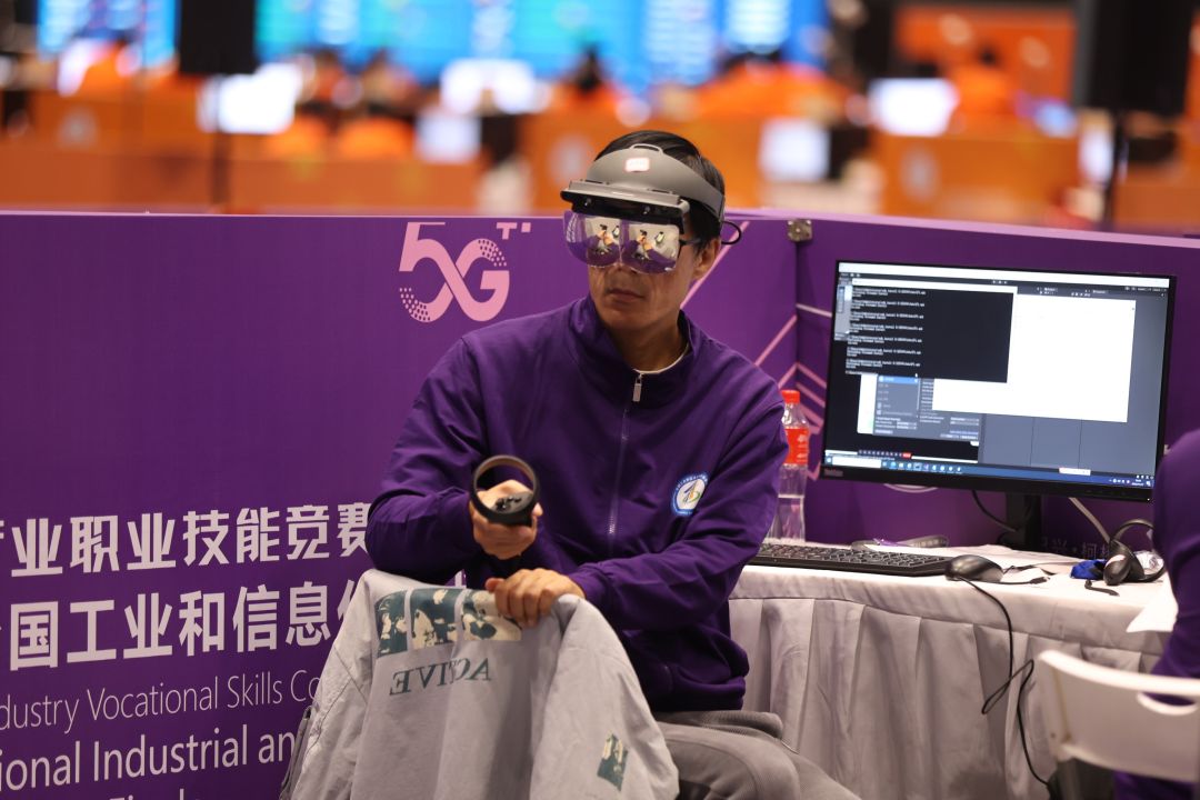 燧光助力2023全国工信大赛发挥平台技术优势，勾画人才培养蓝图！