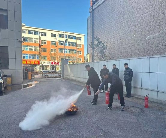 辽宁台安：烟草专卖局（营销部）开展“11·9”消防月安全培训系列活动