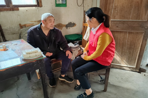 浙江嵊州市烟草专卖局：党建引领暖人心 “溢”心为民做表率