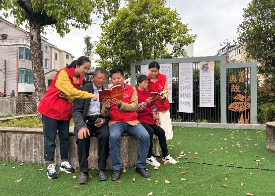 党建联建+“香溢”志愿 联手共建享“三富”