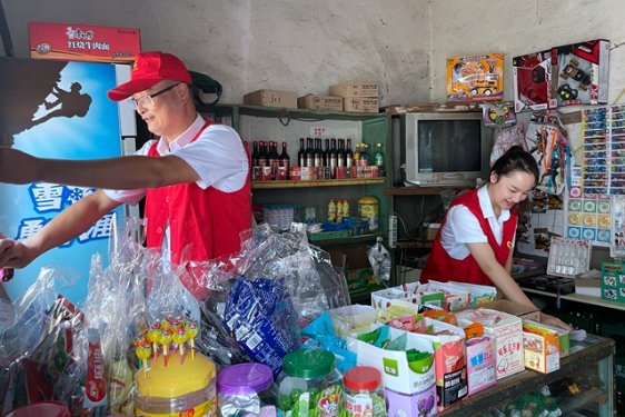 “志愿服务+云上直播” 搭起红色助农桥梁