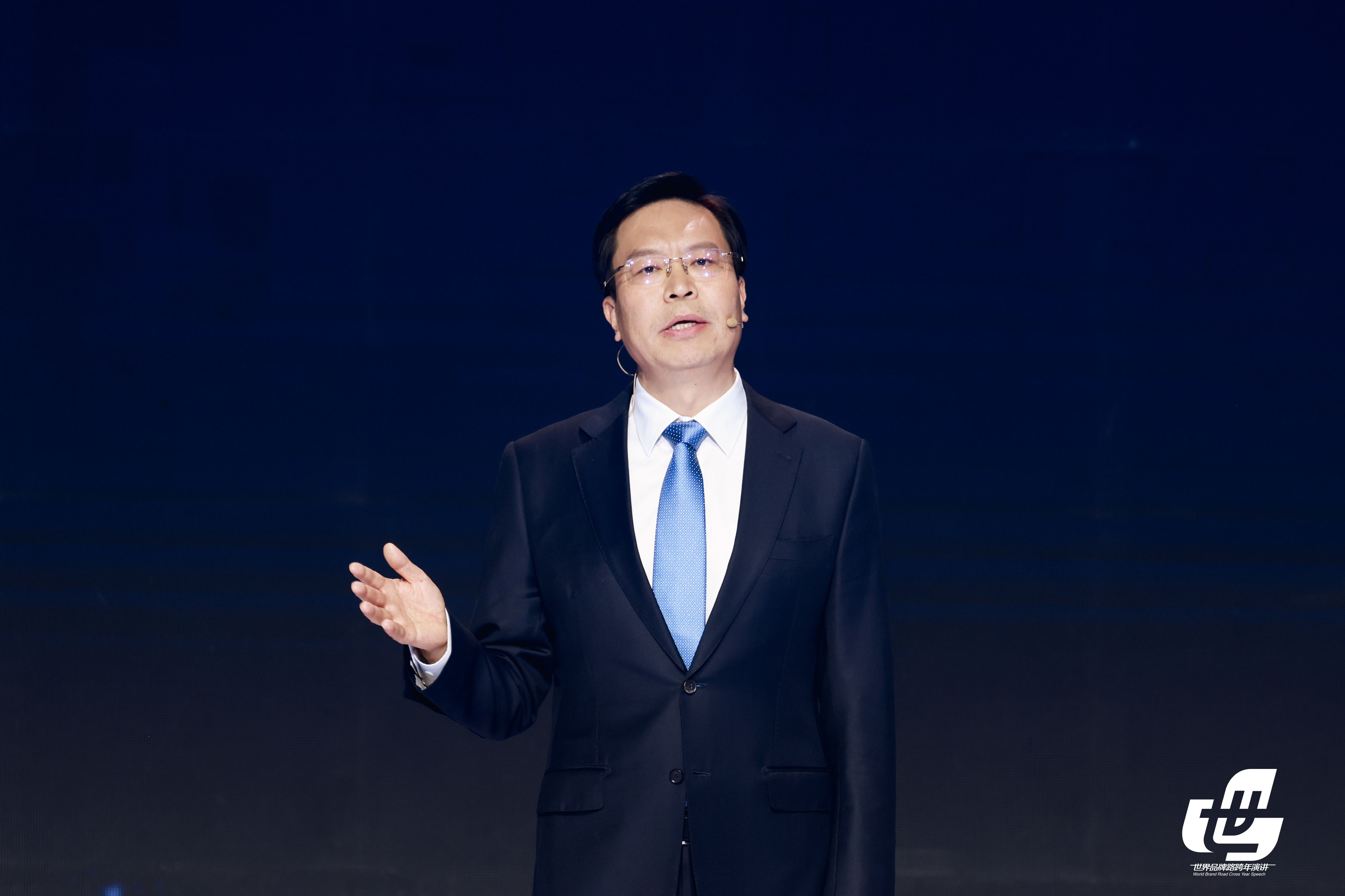 蒙牛集团李鹏程：天生要强世界牛——站在世界舞台中央为国争光