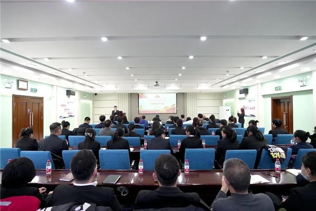 哈药中药公司与黑龙江中医药大学药学院联合开展主题党日活动