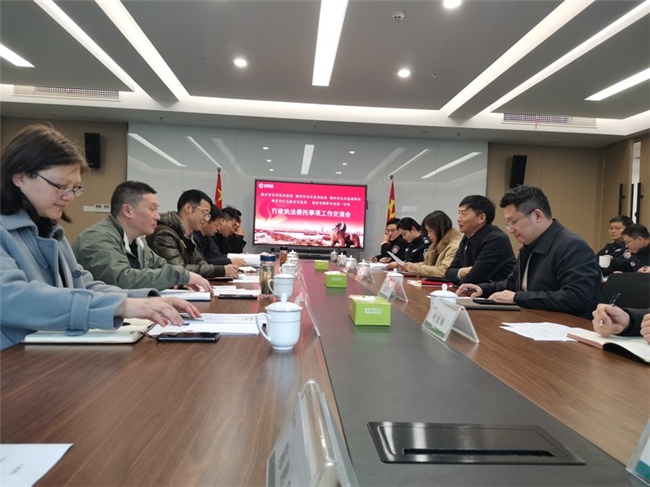 凝聚红色动能，营造安全有序营商消费环境