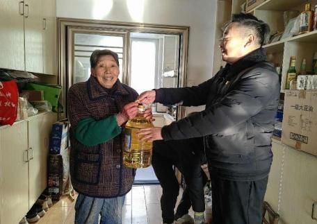 洪山区局（营销部）开展“冬日送温暖”入户走访慰问活动