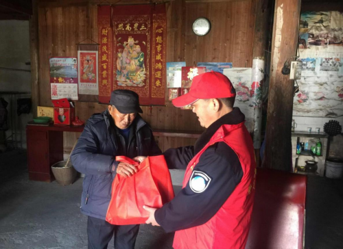 德清：冬日守护 “溢”路迎春归