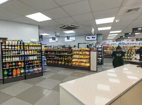 “数智”转型扬帆起，小店旧貌焕新颜