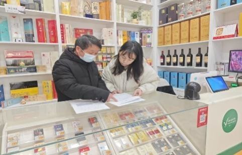 武汉蔡甸烟草：开展安全宣传活动 筑牢安全经营防线