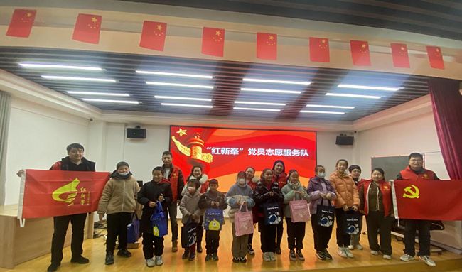 志愿服务小善举 释放暖心大能量