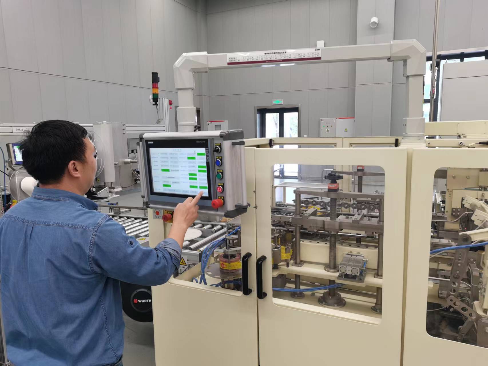  “小导轨”提升装封箱的“加速度” 