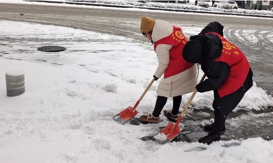 湖北当阳烟草：齐心协力以动治“冻”，全力以赴浴“雪”奋战