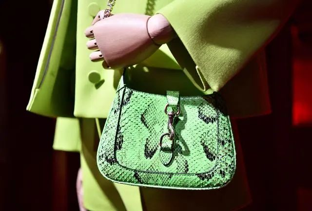 新晋穿搭趋势“薄荷曼波”，是个啥？