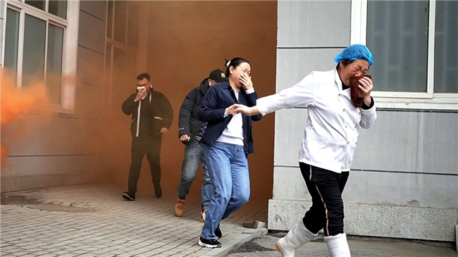 本溪市烟草专卖局（公司）组织开展火灾疏散逃生专项演练