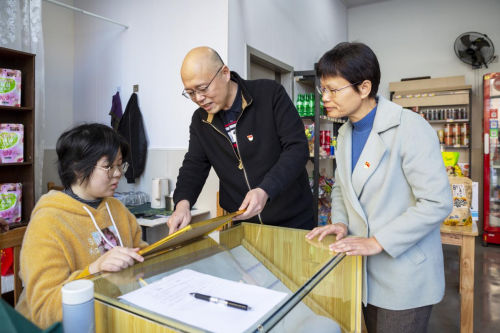 龙岩新罗：服务有温度 助残暖人心