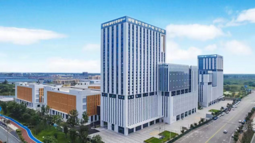 石化基地公司以双湖聚产 助力激发地方发展强劲动力