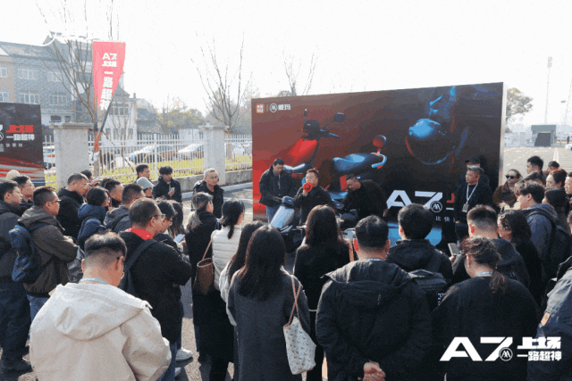 图片11.gif 图片11.gif