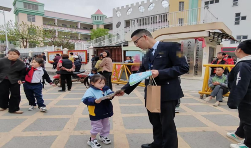 广西百色市田阳区烟草专卖局多措并举 为未成年人保驾护航