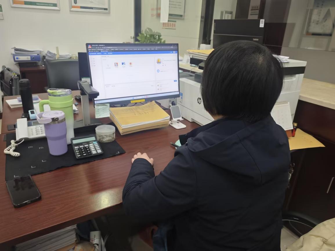 “三度”赋能优服务，答好行政许可“满意卷”