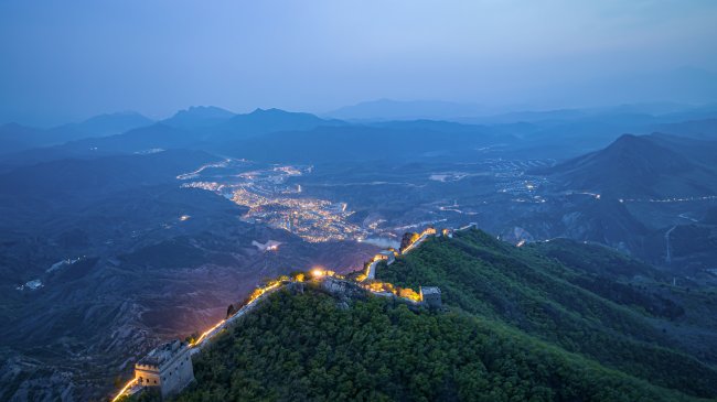 古北水镇推出“长城塔秀”，打造长城脚下夜间文旅新地标