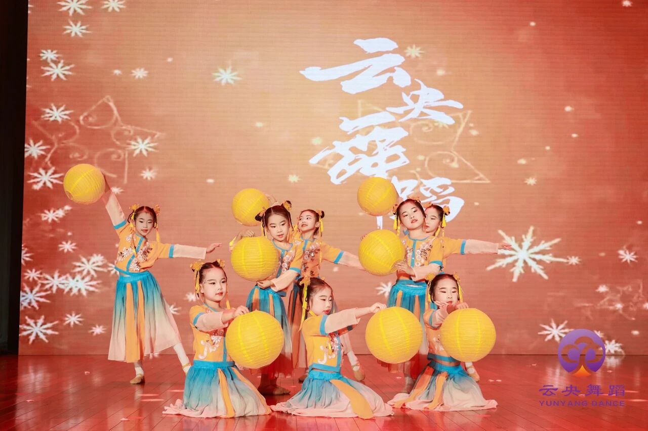 学员舞台锻炼 学员舞台锻炼